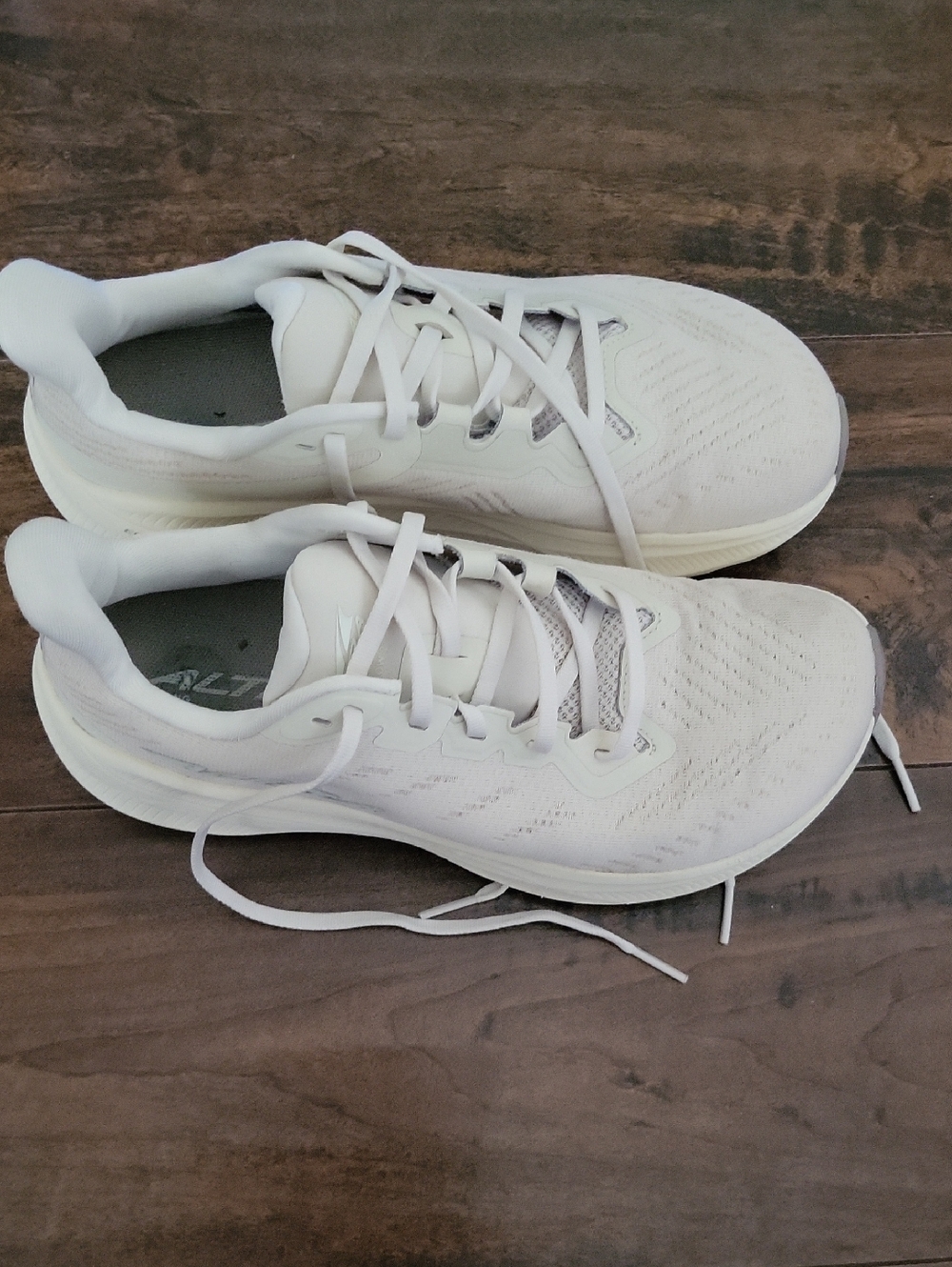 Altra White Athletic Running Sneakers